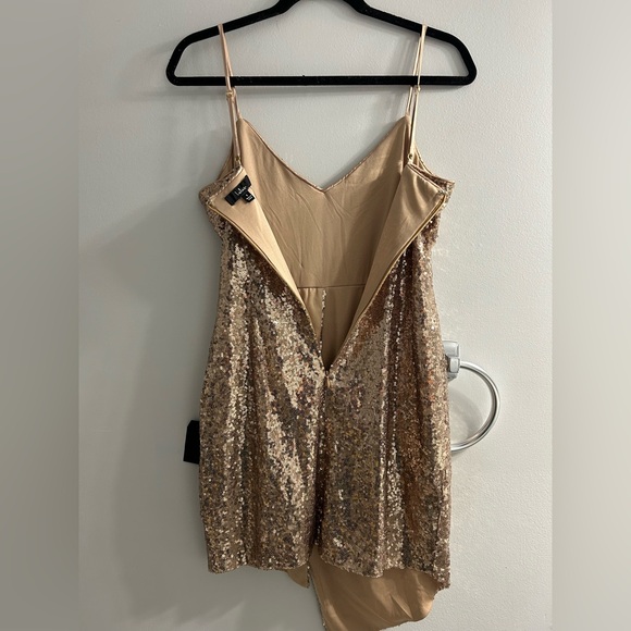 NWT lulus Disco Nights Rose Gold Sequin Bodycon Mini Dress - Picture 11 of 11